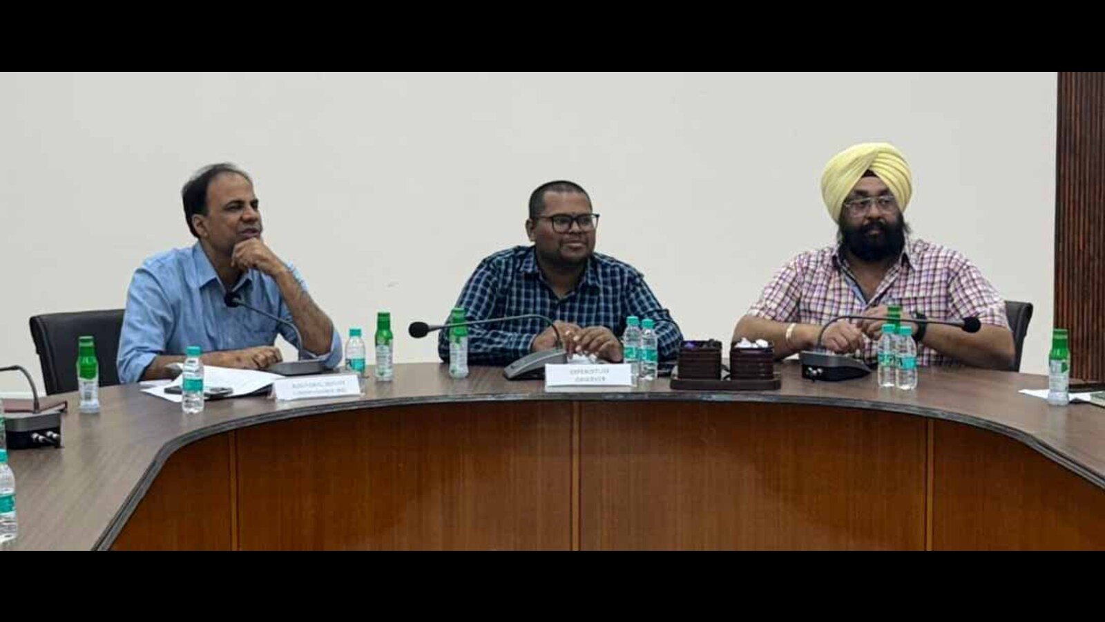 ਲੁਧਿਆਣਾ ਵੈਸਟ ਵਰਪੌਲ: ਉਮੀਦਵਾਰਾਂ ਦੇ ਖਰਚਿਆਂ 'ਤੇ ਬੰਦ ਚੋਣਾਂ ਰਹਿਣ ਲਈ ਰਜਿਸਟਰਾਂ ਨੂੰ ਰਜਿਸਟਰ ਕਰਨੇ ਹਨ: ਈ.ਸੀ.