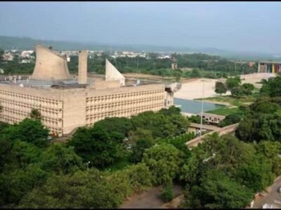 315 ਅਗਸਤ ਤੋਂ ਬੋਸਟਨ ਵਿੱਚ 19-6 ਤੋਂ ਲੈ ਕੇ ਵਿਧਾਨ ਸਭਾ ਵਿੱਚ ਸ਼ਾਮਲ ਹੋਣ ਲਈ