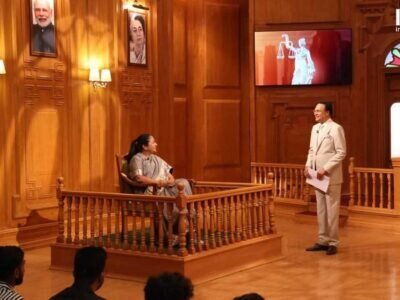 ਆਪਾ ਕੀ ਏਡਾਲਟ: ਦਿੱਲੀ ਦੇ ਮੁੱਖ ਮੰਤਰੀ ਰੇਖਾ ਗੁਪਤਾ ਨੇ ਮਧੂ ਮੱਖੀ ਦਾ ਖੁਲਾਸਾ ਕੀਤਾ