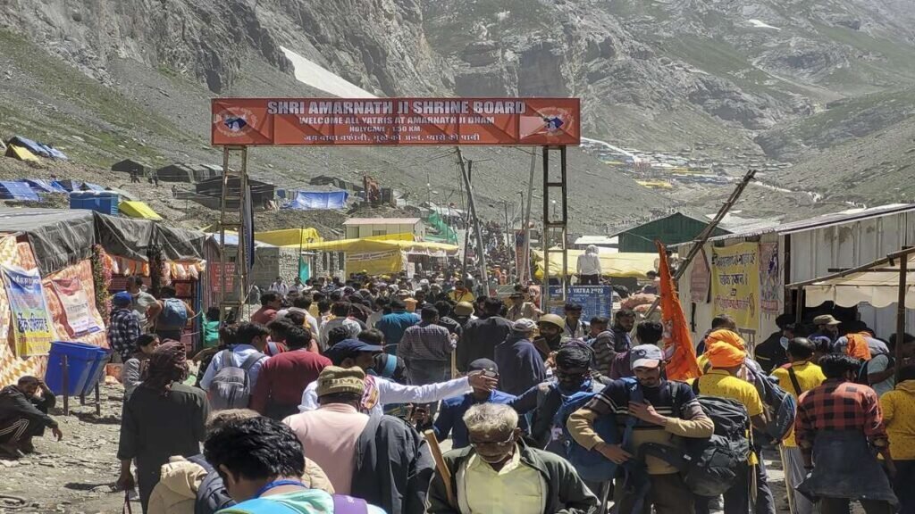 ਓਪਰੇਸ਼ਨ ਸ਼ਿਵਾ: ਇੰਡੀਅਨ ਆਰਮੀ ਅਮਰਨਾਥ ਯਾਤਰਾ 2025 ਲਈ 8,500 ਫੌਜਾਂ ਨੂੰ ਵੰਡਦਾ ਹੈ