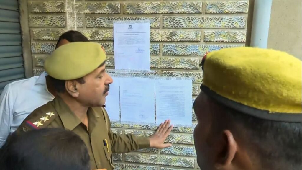 ਕਰਨਾਟਕ ਸਰਕਾਰ ਧਰਮਾਸਥਲਾ ਪੁੰਜ ਦਫ਼ਨਾਉਣ ਵਾਲੇ ਕੇਸ ਦੀ ਪੜਤਾਲ ਕਰਨ ਲਈ ਸਨ