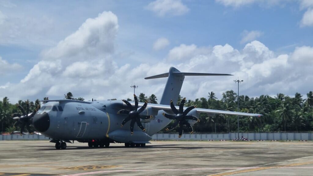 ਕੀ ਕੇਰਲ ਵਿੱਚ ਫੈਲਾ-33: ਯੂਕੇ ਟੈਕਨੀਸ਼ੀਅਨ ਨੂੰ ਤਿਰੂਵਨੰਤਪੁਰਮ ਵਿੱਚ ਬ੍ਰਿਟਿਸ਼ ਰਾਇਲ ਨੌਵੀ ਜਹਾਜ਼ ਨੂੰ ਠੀਕ ਕਰਨ ਲਈ ਤਿਆਰ ਕਰਦਾ ਹੈ