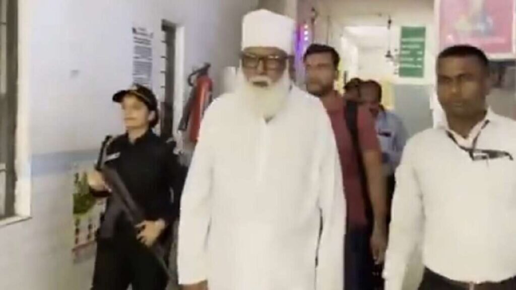‘ਮੈਂ ਨਿਰਦੋਸ਼ ਹਾਂ, ਕੁਝ ਵੀ ਨਹੀਂ ਜਾਣਦਾ’: ਗੈਂਗੂਰ ਬਾਬੇ ਦੀ ਮਾਸ ਪਰਿਵਰਤਨ ਖਰਚਿਆਂ ਪ੍ਰਤੀ ਪਹਿਲੀ ਪ੍ਰਤੀਕ੍ਰਿਆ