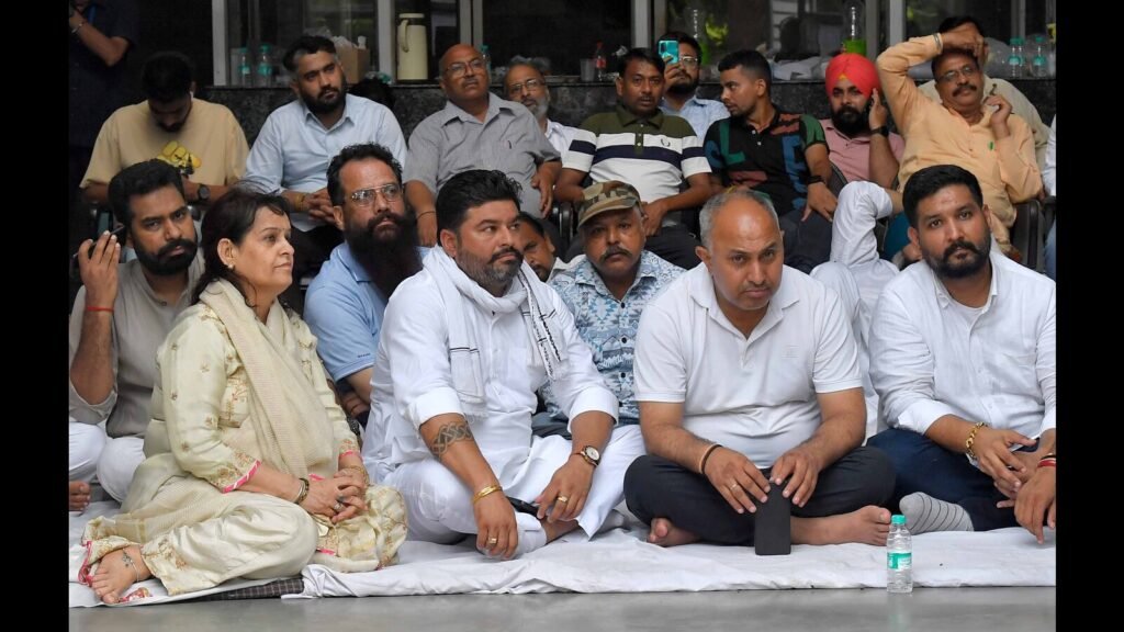 ਲੁਧਿਆਣਾ: ਭਾਜਪਾ ਦੇ ਵਿਰੋਧ ਵਿੱਚ ਤੀਸਰੇ ਦਿਨ ਵਿੱਚ ਸਮਝੌਤੇ ਨੇ ਤੀਸਰੇ ਦਿਨ ਵਿੱਚ ਦਾਖਲ ਹੋਏ