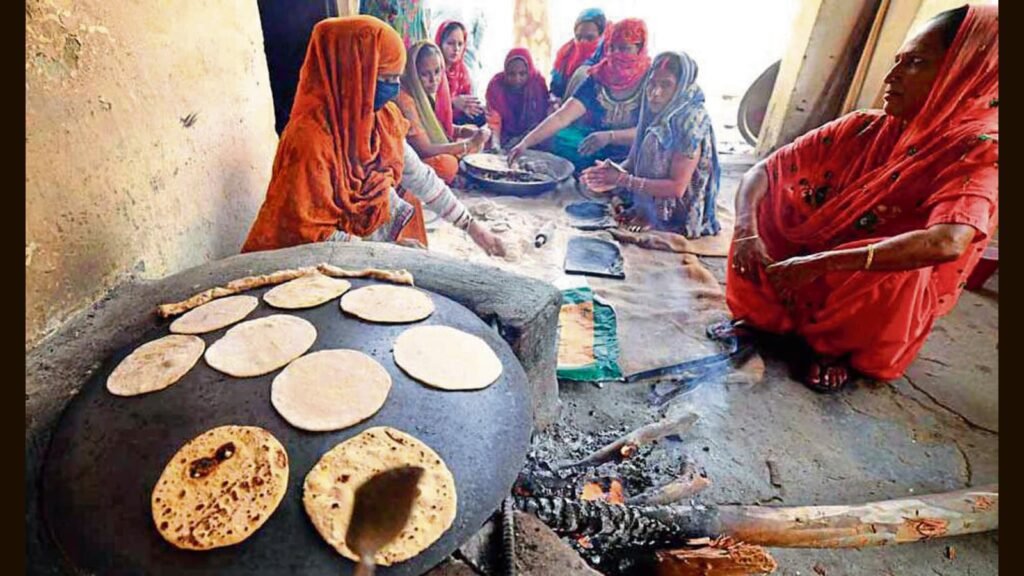 ਲੁਧਿਆਣਾ: ਮਿਡ-ਡੇਅ ਭੋਜਨ ਕਰਮਚਾਰੀ 2-ਮਹੀਨੇ ਦੀ ਤਨਖਾਹ ਦੀ ਉਡੀਕ ਕਰ ਰਹੇ ਹਨ