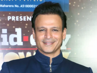 ਬਾਲੀਵੁੱਡ ਰੈਪ ਅੱਪ | ਵਿਵੇਕ ਓਬਰਾਏ ਨੇ 'ਰਾਮਾਇਣ' ਤੋਂ ਮਿਲੀ ਫੀਸ ਦਾਨ ਕੀਤੀ, ਜੈ ਭਾਨੁਸ਼ਾਲੀ ਨਾਲ ਤਲਾਕ ਦੀਆਂ ਖਬਰਾਂ 'ਤੇ ਮਾਹੀ ਵਿਜ ਗੁੱਸੇ 'ਚ