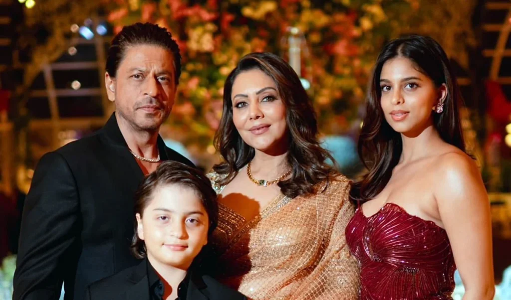 60 ਸਾਲ ਦੇ ਹੋ ਰਹੇ ਹਨ ਸ਼ਾਹਰੁਖ ਖਾਨ ਦੀ ਯੰਗ ਲੁੱਕ! ਕਿਹਾ- ‘ਮੇਰੀ ਉਮਰ ਨਹੀਂ, ਮੇਰੀ ਖਿੱਚ ਵਧਦੀ ਹੈ’