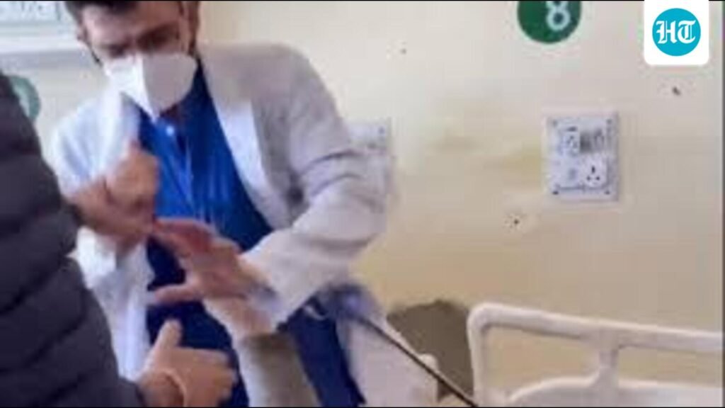 IGMC ਸ਼ਿਮਲਾ ‘ਚ ਮਰੀਜ਼ ‘ਤੇ ਹਮਲਾ: ਸੀਨੀਅਰ ਰੈਜ਼ੀਡੈਂਟ ਦੀ ਬਹਾਲੀ ਦੀ ਮੰਗ, ਡਾਕਟਰ ਅੱਜ ਸਮੂਹਿਕ ਛੁੱਟੀ ‘ਤੇ