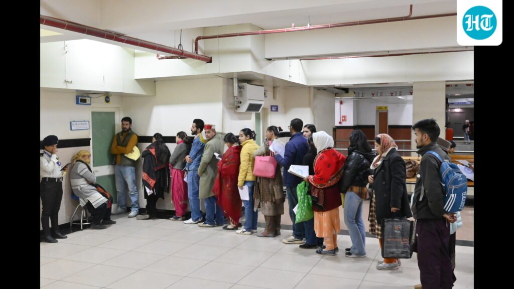 IGMC ਸ਼ਿਮਲਾ ਵਿਖੇ ਮਰੀਜ਼ ‘ਤੇ ਹਮਲਾ: ਹਿਮਾਚਲ ਦੇ ਸਰਕਾਰੀ ਡਾਕਟਰ 27 ਦਸੰਬਰ ਤੋਂ ਅਣਮਿੱਥੇ ਸਮੇਂ ਲਈ ਹੜਤਾਲ ‘ਤੇ ਅੱਗੇ ਵਧਣਗੇ