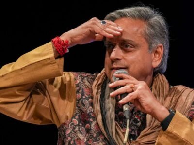 'ਅਨੁਸ਼ਾਸਨ ਹੋਣਾ ਚਾਹੀਦਾ ਹੈ': ਸ਼ਸ਼ੀ ਥਰੂਰ ਨੇ ਦਿਗਵਿਜੇ ਸਿੰਘ ਦੀ ਆਰਐਸਐਸ-ਕਾਂਗਰਸ ਦੀ ਤੁਲਨਾ ਦਾ ਸਮਰਥਨ ਕੀਤਾ