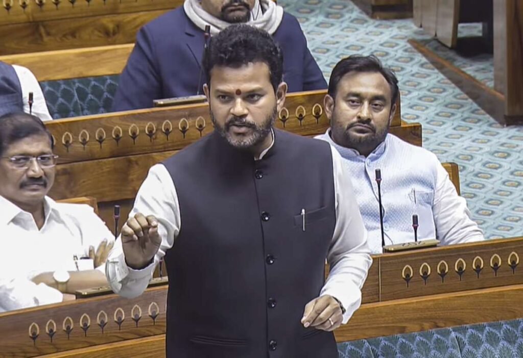 ਇੰਡੀਗੋ ਸੰਕਟ: ਨਾਇਡੂ ਨੇ ਕਿਹਾ ਕਿ ਤਿਉਹਾਰਾਂ ਦੌਰਾਨ ਕੀਮਤਾਂ ਵਧਣ ਕਾਰਨ ਪੂਰੇ ਸਾਲ ਲਈ ਹਵਾਈ ਕਿਰਾਏ ਨੂੰ ਸੀਮਤ ਕਰਨਾ ਸੰਭਵ ਨਹੀਂ ਹੈ