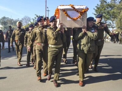 ਊਧਮਪੁਰ ਪਿੰਡ 'ਚ 3 ਅੱਤਵਾਦੀਆਂ ਦਾ ਪਤਾ ਲਗਾਉਣ ਲਈ ਤਲਾਸ਼ੀ ਤੇਜ਼ ਕਰ ਦਿੱਤੀ ਗਈ ਹੈ