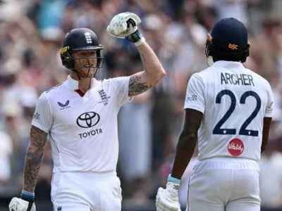ਐਡੀਲੇਡ ਟੈਸਟ: ਤੇਜ਼ ਗਰਮੀ 'ਚ ਸਟੋਕਸ ਦੀ ਜ਼ਿੱਦੀ ਬੱਲੇਬਾਜ਼ੀ, ਆਸਟ੍ਰੇਲੀਆ ਦੇ ਦਬਾਅ ਦੇ ਸਾਹਮਣੇ 'ਬਜ਼ਬਾਲ' ਦਾ ਇਮਤਿਹਾਨ