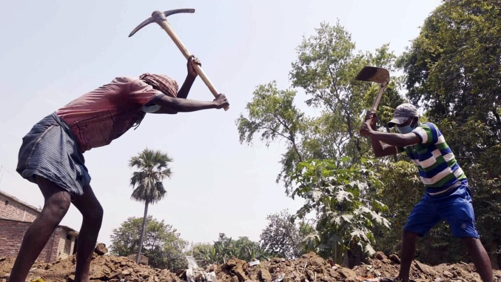 ਕੇਂਦਰ ਮਨਰੇਗਾ ਨੂੰ ਜੀ ਰੈਮ ਜੀ ਬਿੱਲ ਨਾਲ ਬਦਲੇਗਾ; ਕਾਂਗਰਸ ਦਾ ਸਵਾਲ ‘ਗਾਂਧੀ ਦਾ ਨਾਂ ਕਿਉਂ ਹਟਾਇਆ’