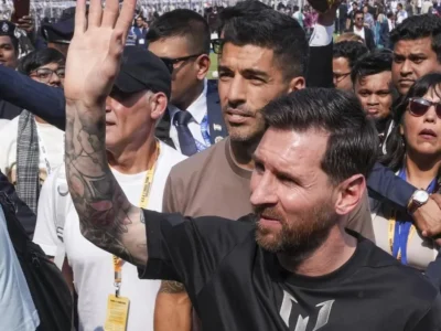 ਕੋਲਕਾਤਾ ਮੈਸੀ ਈਵੈਂਟ ਦਾ ਸਾਹਮਣੇ ਆਇਆ ਪੂਰਾ ਸੱਚ: 100 ਕਰੋੜ ਦਾ ਹਿਸਾਬ, ਸੁਰੱਖਿਆ 'ਚ ਵੱਡੀ ਢਿੱਲ, ਮੰਤਰੀ ਦੇ ਦਾਅਵਿਆਂ 'ਤੇ ਸਵਾਲ