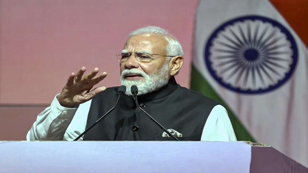 ਖਰਾਬ ਮੌਸਮ ਕਾਰਨ PM ਮੋਦੀ ਬੰਗਾਲ ਦੀ ਨਾਦੀਆ ਰੈਲੀ ਤੋਂ ਨਹੀਂ ਖੁੰਝੇ, X ਧਾਗੇ ਵਿੱਚ TMC ਦੇ ‘ਮਹਾ ਜੰਗਲ ਰਾਜ’ ਨੂੰ ਕੁਚਲਣ ਦੀ ਸਹੁੰ