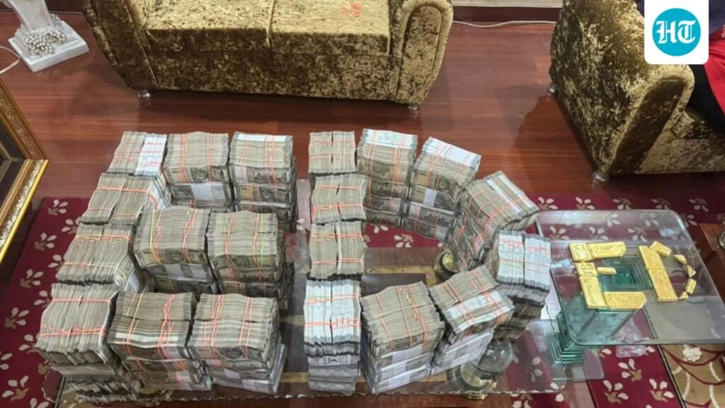 ਗਧੇ ਦੇ ਰਸਤੇ ਦੀ ਜਾਂਚ: ED ਨੇ ਏਜੰਟਾਂ ਤੋਂ 4.62 ਕਰੋੜ ਰੁਪਏ, 6 ਕਿਲੋ ਸੋਨੇ ਦੀਆਂ ਬਾਰਾਂ, 313 ਕਿਲੋ ਚਾਂਦੀ ਜ਼ਬਤ ਕੀਤੀ