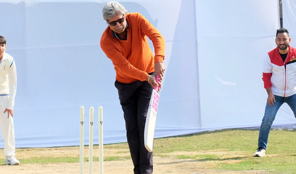 ਗੌਤਮ ਗੰਭੀਰ ਕੋਚ ਨਹੀਂ, ਮੈਨੇਜਰ ਹੈ: ਕਪਿਲ ਦੇਵ