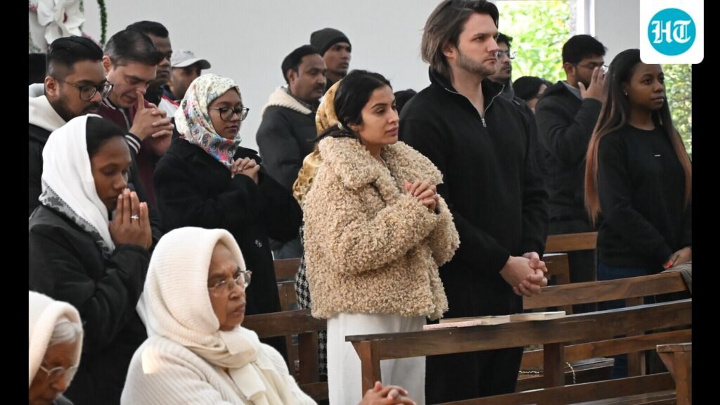 ਚੰਡੀਗੜ੍ਹ: ਲੋਕਾਂ, ਕੈਰੋਲ, ਲੰਚ ਅਤੇ ਕ੍ਰਿਸਮਸ ਦੀ ਖੁਸ਼ੀ!