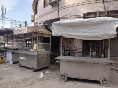 'ਜੀਵਿਕਾ ਦਾਅ 'ਤੇ': ਵਪਾਰੀਆਂ ਨੇ ਚਾਰਦੀਵਾਰੀ ਵਾਲੇ ਸ਼ਹਿਰ ਵਿੱਚ ਮੀਟ ਅਤੇ ਤੰਬਾਕੂ 'ਤੇ ਪਾਬੰਦੀ ਦਾ ਵਿਰੋਧ ਕੀਤਾ