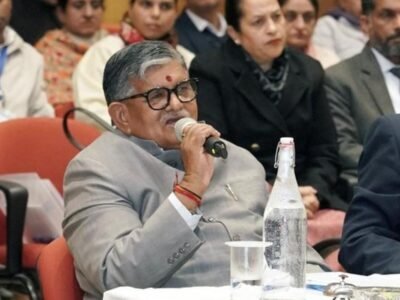 ਪੰਜਾਬ ਦੇ ਰਾਜਪਾਲ ਨੇ ਯੂਨੀਵਰਸਿਟੀਆਂ ਨੂੰ ਸਰਹੱਦੀ ਖੇਤਰਾਂ ਵਿੱਚ ਕਾਲਜਾਂ ਨੂੰ ਗੋਦ ਲੈਣ ਲਈ ਕਿਹਾ ਹੈ