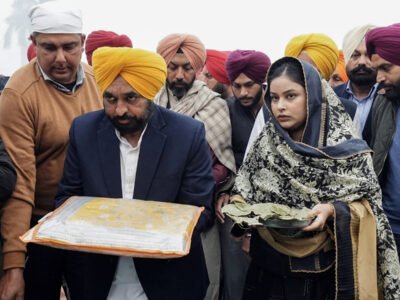 ਪੰਜਾਬ: ਵੀਰ ਬਾਲ ਦਿਵਸ 'ਤੇ ਅਕਾਲੀ ਦਲ ਨੇ ਯੂ-ਟਰਨ ਲਿਆ, ਮੁੱਖ ਮੰਤਰੀ ਨੇ ਕਿਹਾ