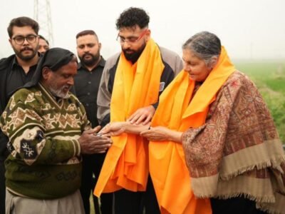 ਬਾਦਸ਼ਾਹ ਨੇ ਹੜ੍ਹ ਪੀੜਤਾਂ ਨੂੰ ਨਵੇਂ ਮਕਾਨਾਂ ਦੀਆਂ ਚਾਬੀਆਂ ਸੌਂਪੀਆਂ