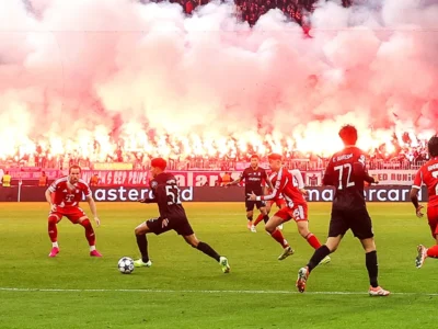 ਬਾਯਰਨ ਮਿਊਨਿਖ ਦੀ ਵਾਪਸੀ ਜਿੱਤ, ਗਨੇਬਰੀ ਚਮਕਿਆ ਅਤੇ ਲੈਨਾਰਟ ਕਾਰਲ ਨੇ ਫਿਰ ਪ੍ਰਭਾਵਿਤ ਕੀਤਾ