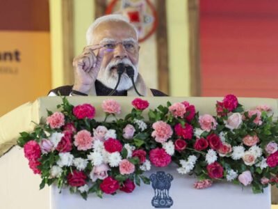 ਮਹਾਯੁਤੀ ਲੋਕਲ ਬਾਡੀ ਚੋਣਾਂ ਵਿੱਚ ਜਿੱਤ ਵੱਲ ਵਧ ਰਹੀ ਹੈ, ਪ੍ਰਧਾਨ ਮੰਤਰੀ ਮੋਦੀ ਨੇ ਕਿਹਾ ਕਿ ਮਹਾਰਾਸ਼ਟਰ ਵਿਕਾਸ ਦੇ ਨਾਲ ਮਜ਼ਬੂਤੀ ਨਾਲ ਖੜ੍ਹਾ ਹੈ