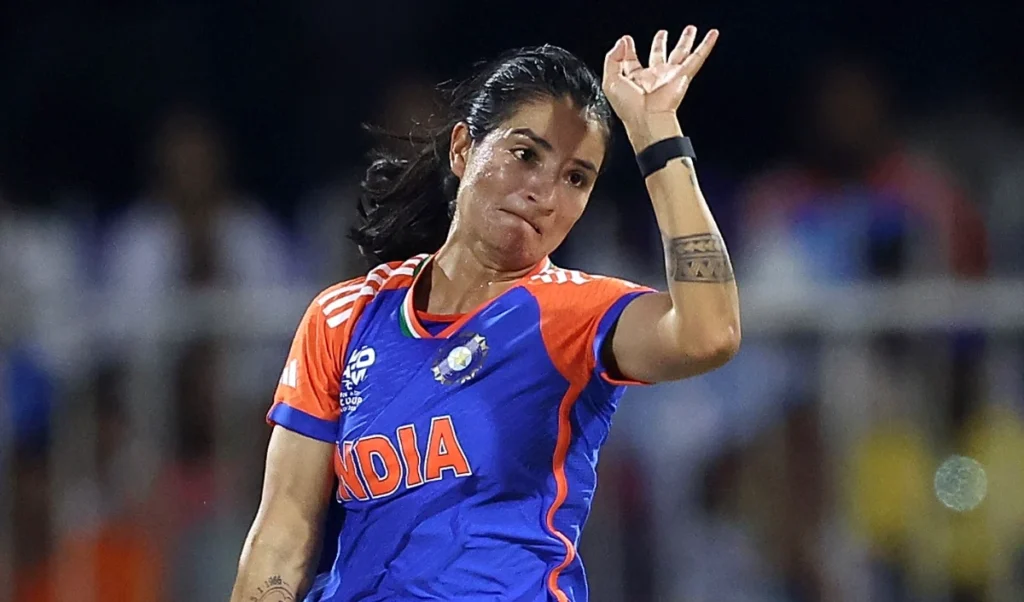 ਮਹਿਲਾ ਕ੍ਰਿਕਟ ‘ਚ ਰੇਣੂਕਾ ਦਾ ਜਾਦੂ! ਕੇਰਲ ‘ਲਕੀ ਚਾਰਮ’ ਕਹੇ ਜਾਣ ‘ਤੇ ਭਾਰਤ ਨੇ 4 ਵਿਕਟਾਂ ਲੈ ਕੇ ਕੀਤੀ ਜਿੱਤ