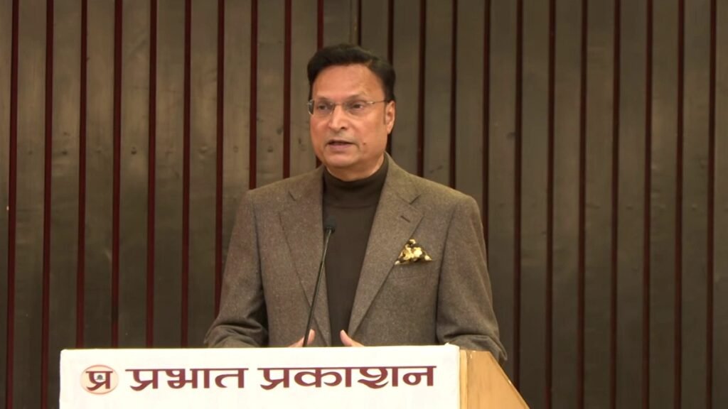 ਰਜਤ ਸ਼ਰਮਾ ਨੇ ਦਿੱਲੀ ਵਿੱਚ ‘ਅਟਲ ਸਨਮਾਨ’ ਕਿਤਾਬ ਦੇ ਲਾਂਚ ਸਮਾਗਮ ਵਿੱਚ ਅਟਲ ਬਿਹਾਰੀ ਵਾਜਪਾਈ ਨੂੰ ਭਾਵੁਕ ਸ਼ਰਧਾਂਜਲੀ ਭੇਟ ਕੀਤੀ।