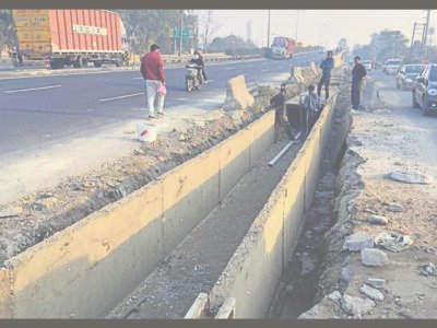 ਲੁਧਿਆਣਾ: NH-44 'ਤੇ ਕਾਲੇ ਧੱਬੇ, ਟੁੱਟੇ ਸੀਵਰੇਜ ਦੇ ਢੱਕਣ ਕਾਰਨ ਯਾਤਰੀਆਂ ਨੂੰ ਖਤਰਾ