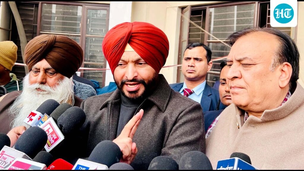 ਲੁਧਿਆਣਾ: ਬਿੱਟੂ ਨੇ ਰੁਕੇ ਹੋਏ ਪ੍ਰੋਜੈਕਟਾਂ ਨੂੰ ਲੈ ਕੇ ਸੂਬਾ ਸਰਕਾਰ ਦੀ ਕੀਤੀ ਆਲੋਚਨਾ