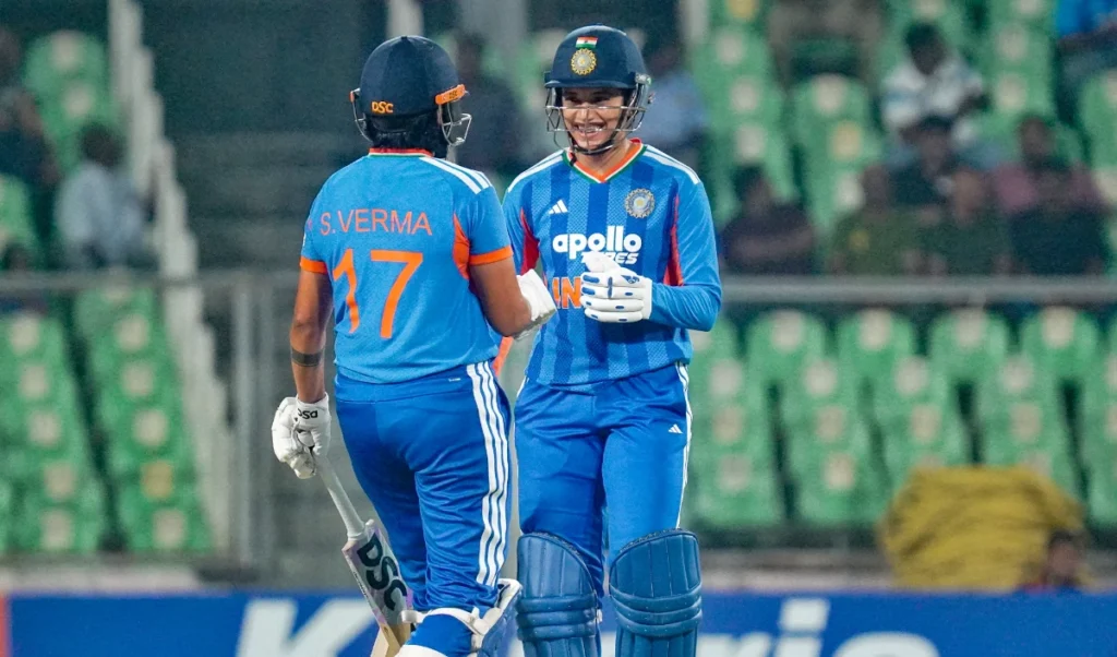 ਸਮ੍ਰਿਤੀ-ਸ਼ਫਾਲੀ ਚਮਕੀ, ਭਾਰਤ ਦੀ ਸ਼ਾਨਦਾਰ ਜਿੱਤ; ਹਰਮਨਪ੍ਰੀਤ ਨੇ ਓਵਰ ਰੇਟ ਦੀ ਚੁਣੌਤੀ ਦੱਸੀ