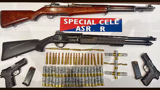 ਅੰਮ੍ਰਿਤਸਰ ‘ਚ 5 ਕਿਲੋ ਹੈਰੋਇਨ, ਹਥਿਆਰਾਂ ਸਮੇਤ 3 ਕਾਬੂ