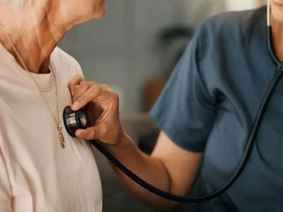 ਕਮਜ਼ੋਰ ਦਿਲ ਦੇ ਲੱਛਣ: ਕੀ ਤੁਹਾਡਾ ਦਿਲ ਵੀ ਕਮਜ਼ੋਰ ਹੋ ਰਿਹਾ ਹੈ? ਇਨ੍ਹਾਂ 5 ਲੱਛਣਾਂ ਨੂੰ ਨਜ਼ਰਅੰਦਾਜ਼ ਨਾ ਕਰੋ।