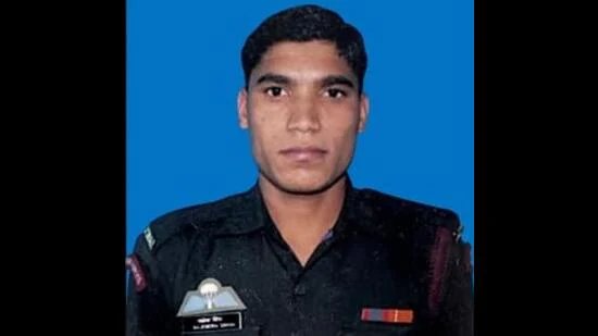 ਕਿਸ਼ਤਵਾੜ ‘ਚ ਕਾਰਵਾਈ ਦੌਰਾਨ ਸਪੈਸ਼ਲ ਫੋਰਸ ਦਾ ਕਮਾਂਡੋ ਹਲਾਕ; ਜੈਸ਼ ਦੇ ਅੱਤਵਾਦੀਆਂ ਦੀ ਭਾਲ ਤੇਜ਼