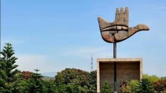 ਕੋਈ ਪਿੱਛੇ ਨਹੀਂ ਰਿਹਾ: ਚੰਡੀਗੜ੍ਹ ਨੇ ‘ਪੂਰੀ ਤਰ੍ਹਾਂ ਸਾਖਰ ਯੂਟੀ’ ਦਾ ਦਰਜਾ ਹਾਸਲ ਕੀਤਾ ਹੈ