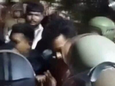 ਕੰਨੂਰ ਵਿੱਚ ਫਲੈਕਸ ਬੋਰਡ ਦੀ ਕਤਾਰ ਨੂੰ ਲੈ ਕੇ ਡੀਵਾਈਐਫਆਈ ਅਤੇ ਯੂਥ ਕਾਂਗਰਸ ਦੇ ਕਾਰਕੁਨਾਂ ਵਿਚਾਲੇ ਝੜਪ ਵਿੱਚ ਕਈ ਜ਼ਖ਼ਮੀ