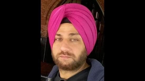 ਗੁਰਦਾਸਪੁਰ ਦੇ ਕੈਮਿਸਟ ਦੀ 50 ਲੱਖ ਦੀ ਫਿਰੌਤੀ ਦੀ ਧਮਕੀ ਤੋਂ ਬਾਅਦ ਗੋਲੀ ਮਾਰ ਕੇ ਹੱਤਿਆ ਕਰ ਦਿੱਤੀ ਗਈ ਹੈ