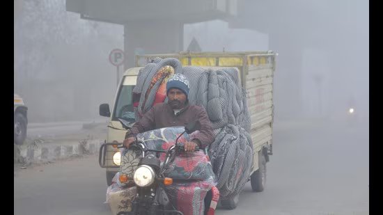 ਗੁਰੂਗ੍ਰਾਮ, ਬਠਿੰਡਾ ਵਿੱਚ ਮੌਸਮ ਦੀ ਸਭ ਤੋਂ ਠੰਢੀ ਰਾਤ 0.6 ਡਿਗਰੀ ਸੈਲਸੀਅਸ ਦਰਜ ਕੀਤੀ ਗਈ