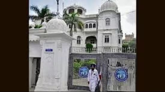 ਗੁੰਮਸ਼ੁਦਾ ਸਰੂਪ ਮਾਮਲਾ: SIT ਵੱਲੋਂ ਅੰਮ੍ਰਿਤਸਰ, ਚੰਡੀਗੜ੍ਹ ਸਥਿਤ SGPC ਦਫਤਰਾਂ ਦਾ ਦੌਰਾ