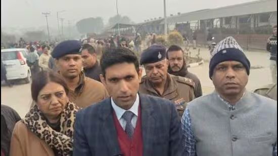 ਚੰਡੀਗੜ੍ਹ MC ਸ਼ੈੱਡ ‘ਚ 60 ਤੋਂ ਵੱਧ ਗਊਆਂ ਮਰੀਆਂ ਮਿਲੀਆਂ, UT ਪ੍ਰਸ਼ਾਸਨ ਨੇ ਜਾਂਚ ਦੇ ਦਿੱਤੇ ਹੁਕਮ