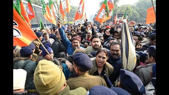 ਚੰਡੀਗੜ੍ਹ ਕੌਂਸਲਰ ਦਾ ਰਿਸ਼ਤੇਦਾਰ ਮੋਹਾਲੀ ਤੋਂ ਗ੍ਰਿਫਤਾਰ