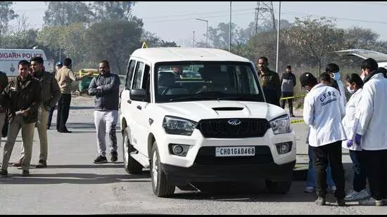 ਚੰਡੀਗੜ੍ਹ ‘ਚ ਸੈਕਟਰ 32 ਦੀ ਫਾਰਮੇਸੀ ਗੋਲੀਬਾਰੀ ਮਾਮਲੇ ‘ਚ ਦੋ ਸ਼ੂਟਰ ਐਨਕਾਊਂਟਰ ਤੋਂ ਬਾਅਦ ਕਾਬੂ