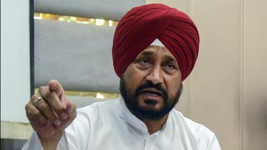 ਚੰਨੀ ਦੀ ਦਲਿਤ ਅਣਗਹਿਲੀ ਵਾਲੀ ਟਿੱਪਣੀ ਦਾ ਵਿਵਾਦ ਹੋਰ ਡੂੰਘਾ, ਕਾਂਗਰਸ ਹਾਈਕਮਾਂਡ ਨੇ ਲਿਆ ਨੋਟਿਸ