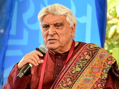 ਜਾਵੇਦ ਅਖਤਰ ਡੀਪਫੇਕ ਵੀਡੀਓ | 'ਇਹ ਬਕਵਾਸ ਹੈ', ਜਾਵੇਦ ਅਖਤਰ ਨੇ 'ਕੈਪ' ਪਾ ਕੇ ਆਪਣੀ ਡੀਪਫੇਕ ਵੀਡੀਓ 'ਤੇ ਜਤਾਇਆ ਗੁੱਸਾ, ਕਾਨੂੰਨੀ ਕਾਰਵਾਈ ਦੀ ਸੰਭਾਵਨਾ