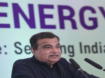 ਪੇਂਡੂ ਵਿਕਾਸ ਲਈ ਫੰਡਾਂ ਨਾਲ ਅਮੀਰ ਭਾਰਤ 'ਇਮਾਨਦਾਰ ਨੇਤਾਵਾਂ' ਵਿੱਚ ਗਰੀਬ: ਨਿਤਿਨ ਗਡਕਰੀ