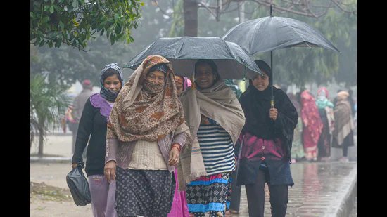 ਪੰਜਾਬ: IMD ਵੱਲੋਂ ਸੰਤਰੀ ਚੇਤਾਵਨੀ ਜਾਰੀ ਕਰਨ ਕਾਰਨ ਪਾਰਾ ਹੋਰ ਡਿੱਗਣ ਦੀ ਉਮੀਦ ਹੈ