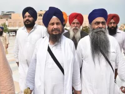 ਪੰਜਾਬ: ਅਕਾਲੀ ਦਲ ਤੋਂ ਵੱਖ ਹੋਏ ਧੜੇ ਨੇ ਸਿਆਸੀ ਮਾਮਲਿਆਂ ਨੂੰ ਚਲਾਉਣ ਲਈ 11 ਮੈਂਬਰੀ ਪ੍ਰਧਾਨਗੀ 'ਤੇ ਵਿਚਾਰ ਕੀਤਾ